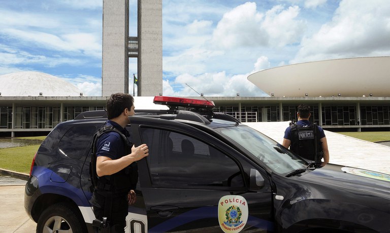 Polícia Legislativa no Brasil: estrutura, legislação, cargos, ingresso e realidade da carreira institucional